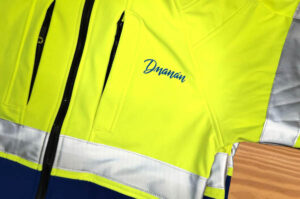 chaqueta de obra de Dmanan Vivienda
